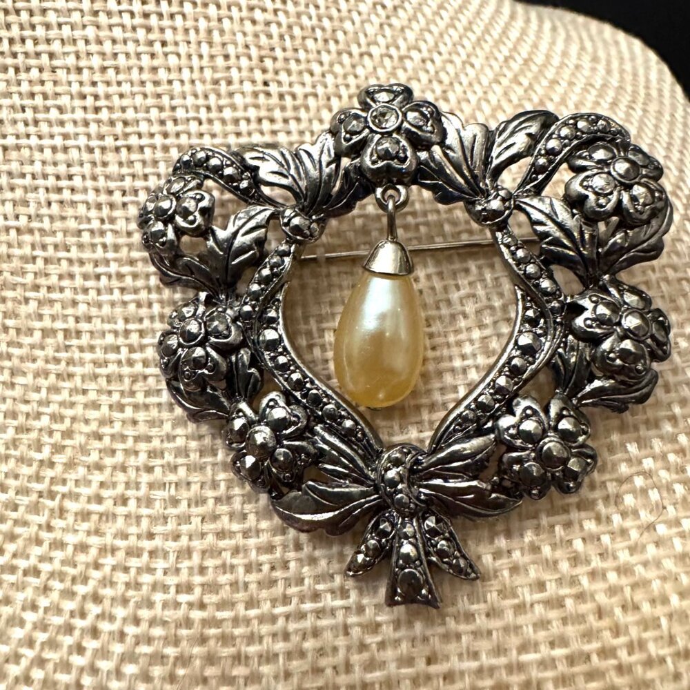 Antique-Style Silver Floral Brooch With Dangling Faux Pearl Accent - Picture 6 of 9